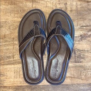 Tommy Bahama Sandals